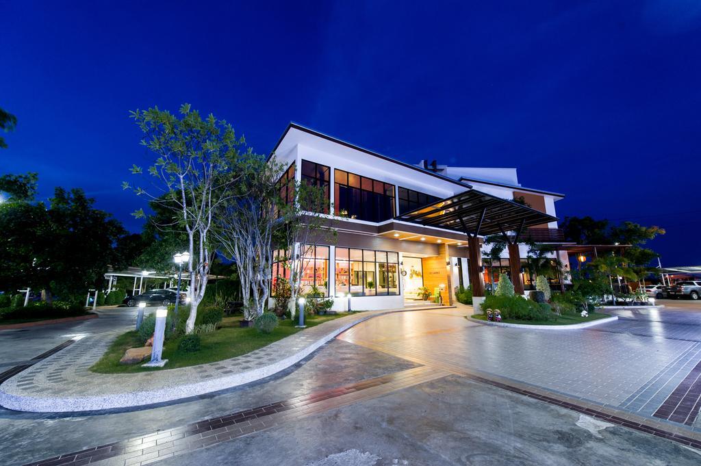 Mamaison Hotel Buriram Eksteriør bilde