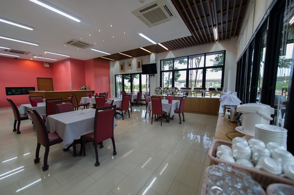 Mamaison Hotel Buriram Eksteriør bilde